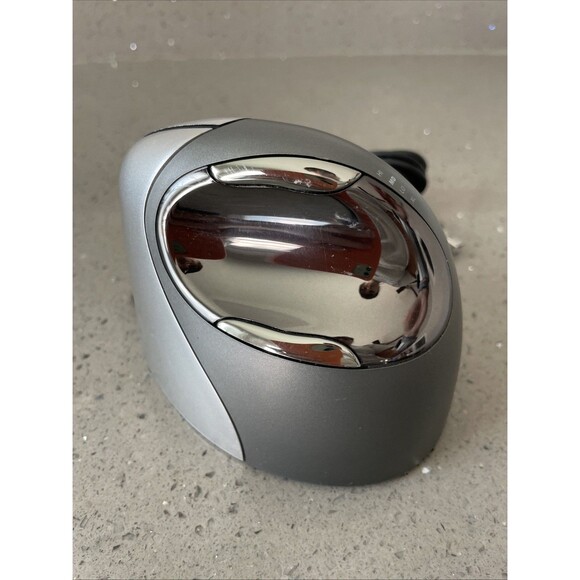 Evoluent VM4R 2600 DPI Ergonomic Vertical Mouse RH - Gray - Picture 3 of 8